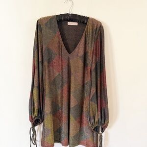 Traffic People V-Neck Geometric Midi Dress